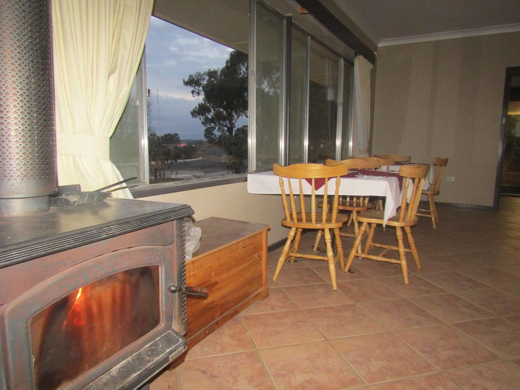 Allonville Gardens Motel Wagga Wagga Luaran gambar